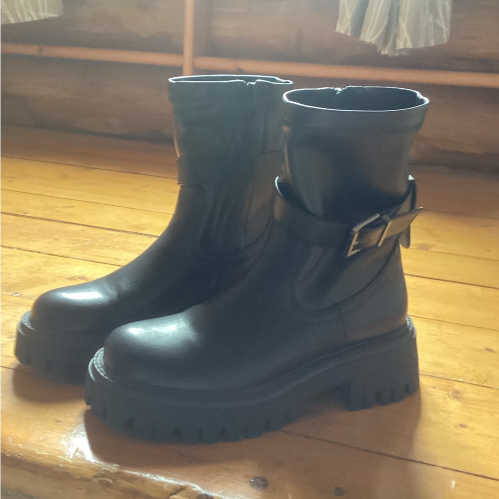 Steve Madden Black Combat Boots